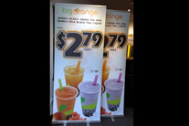 Economy retractable banner stand