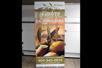 Economy retractable banner stand